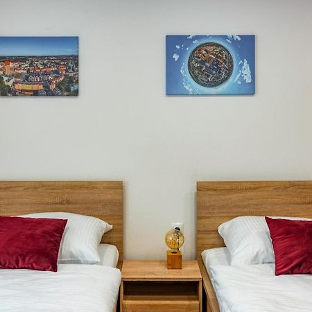 Apartament Residence Nysa Esterno foto