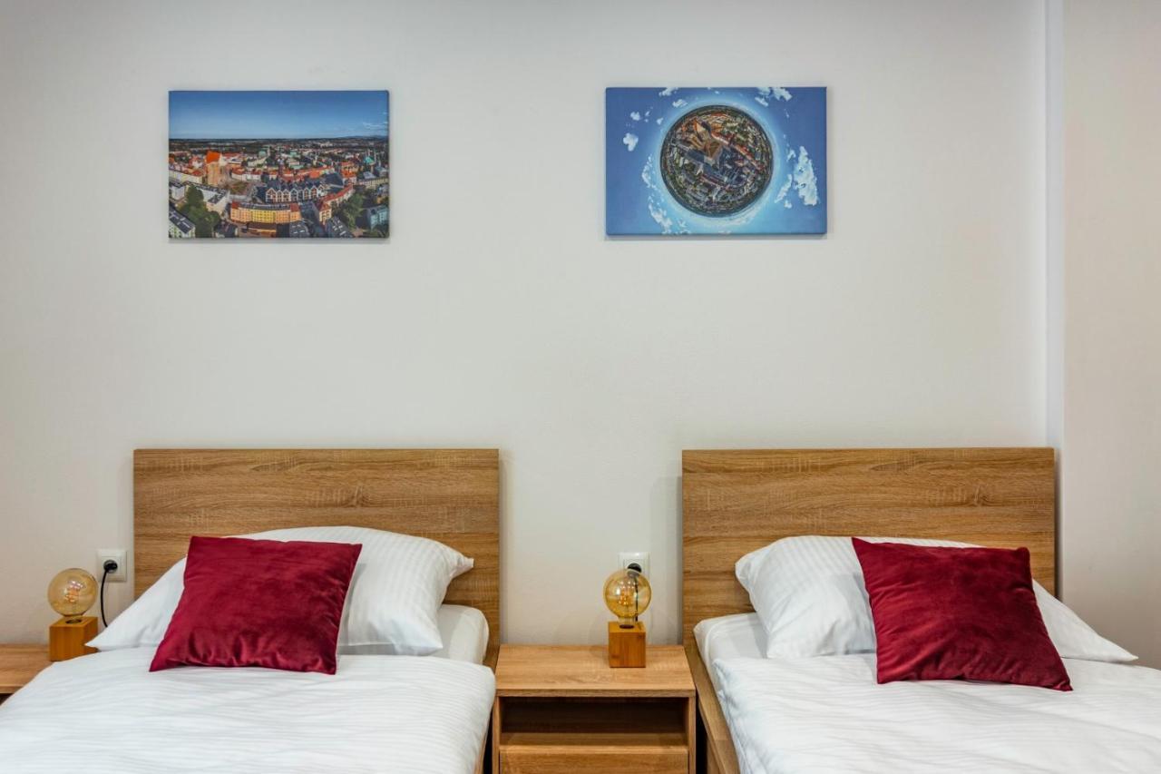 Apartament Residence Nysa Esterno foto